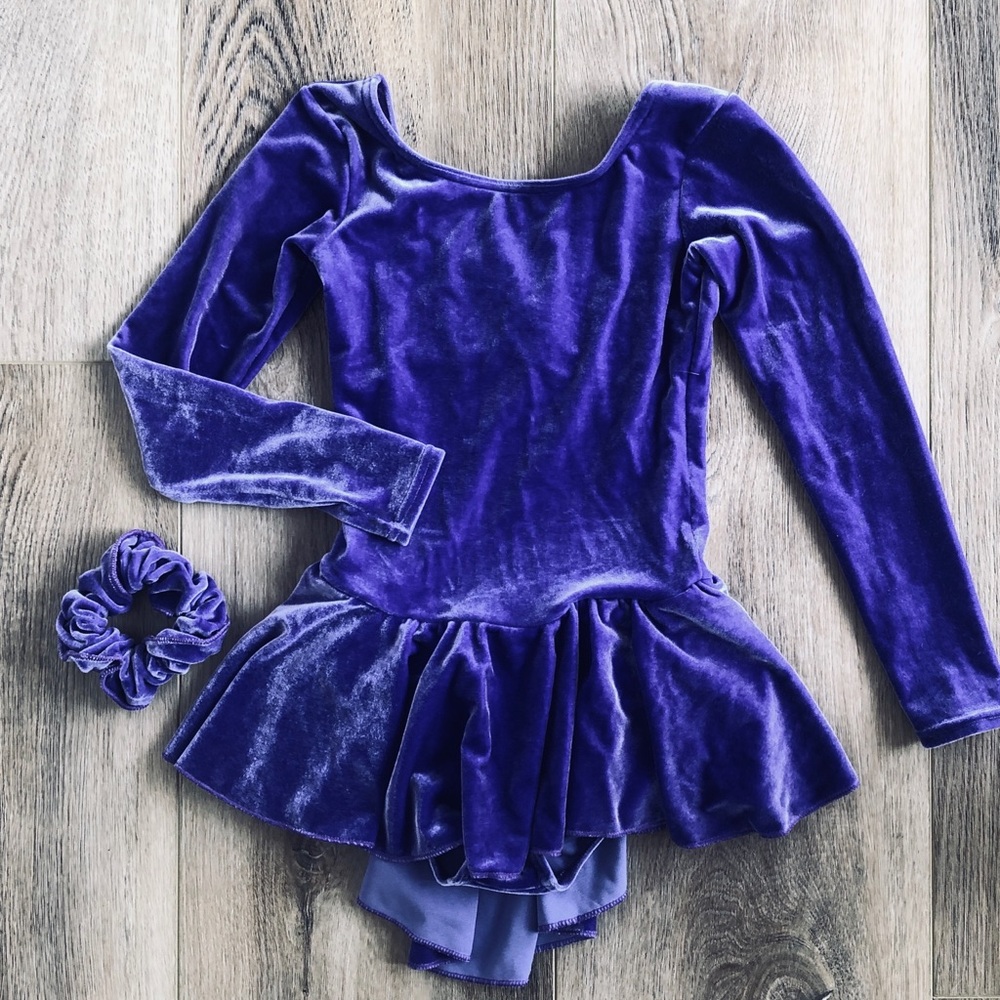 Mondor girls ice figure skating dress 6 7 purple